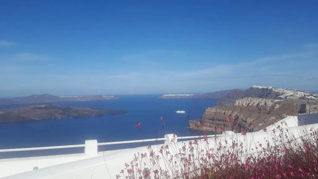 General view, Pleasure Beachside Studios, Santorini