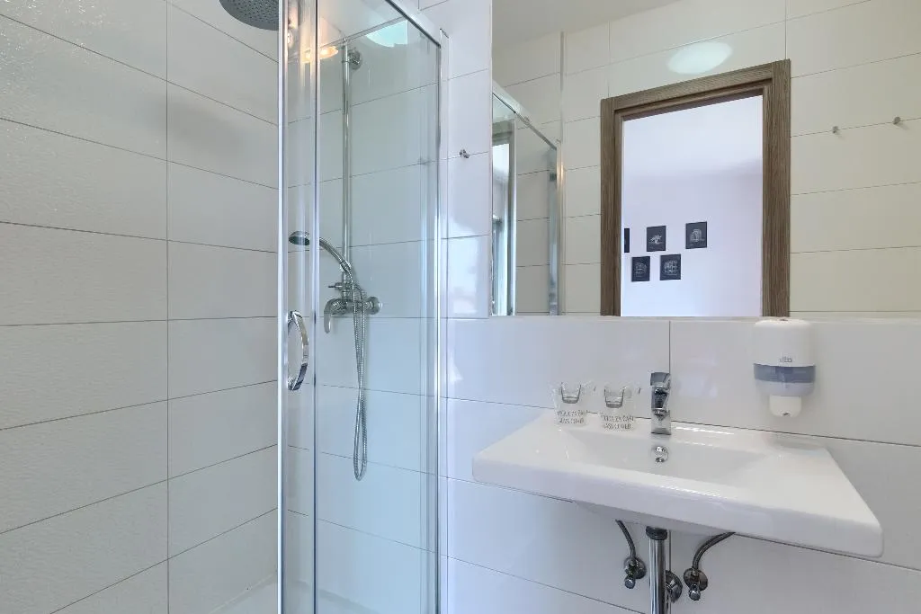 DOUBLE SUPERIOR Room, Pula City Center Accommodation, Istria