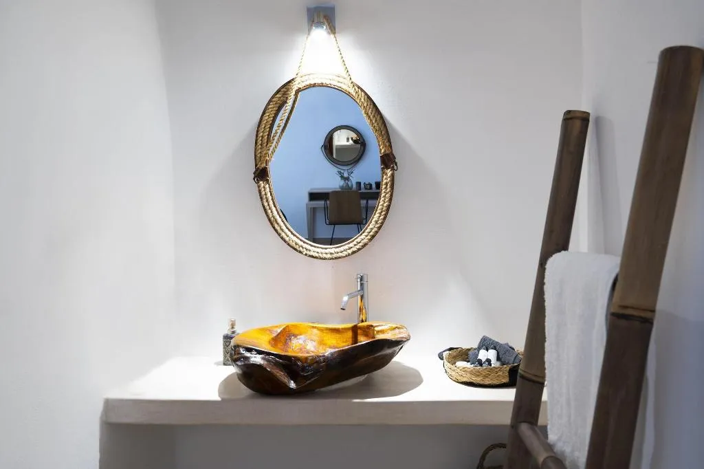 Room, Estate 1896, Santorini