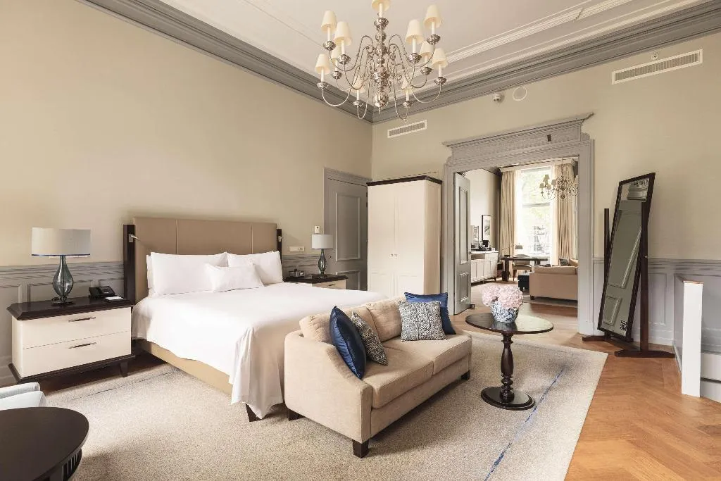 Room, Waldorf Astoria Amsterdam, Amsterdam