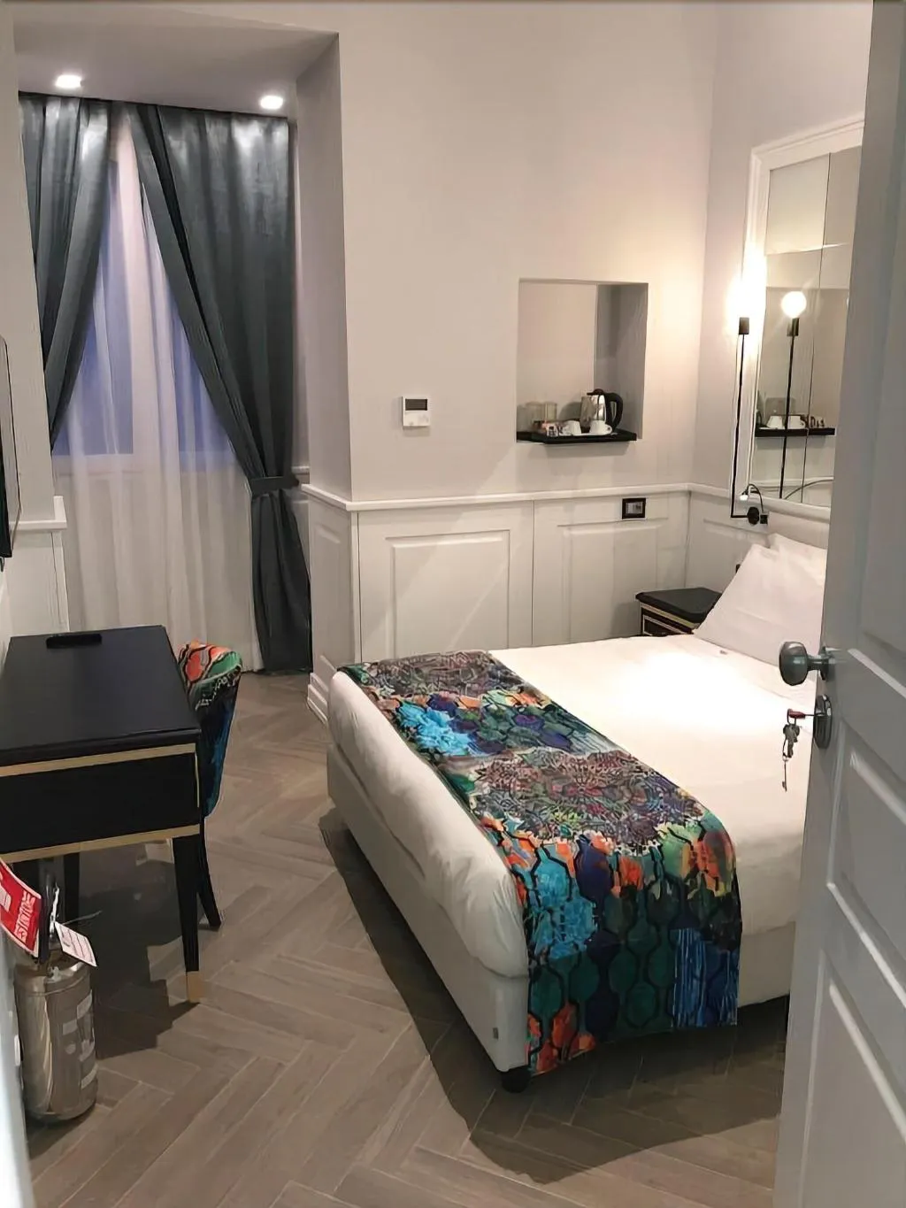 Room, Relais Piazza Vittoria, Naples