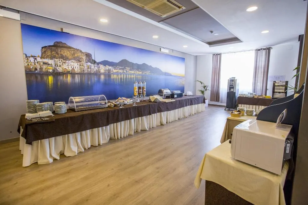 Restaurant, Hotel Tourist, Palermo