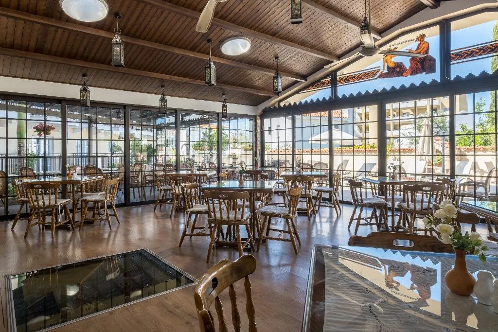 Restaurant, Anais Bay Hotel, Cyprus