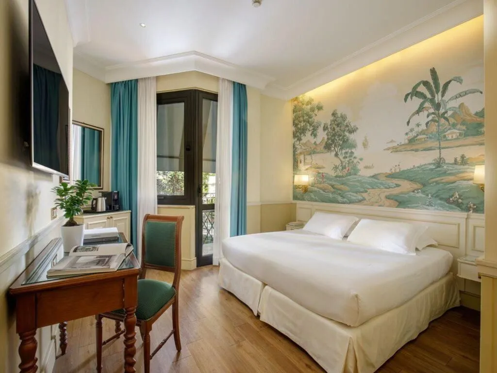 Double or Twin DELUXE Room, Donna Laura Palace, Rome