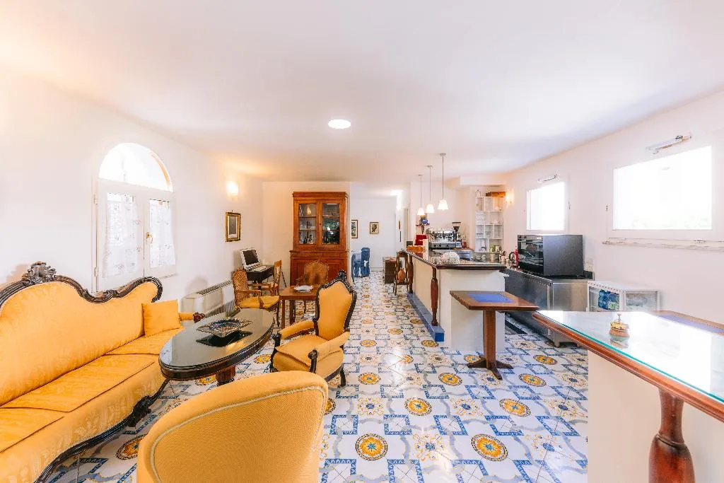 General view, Hotel Toro, Naples