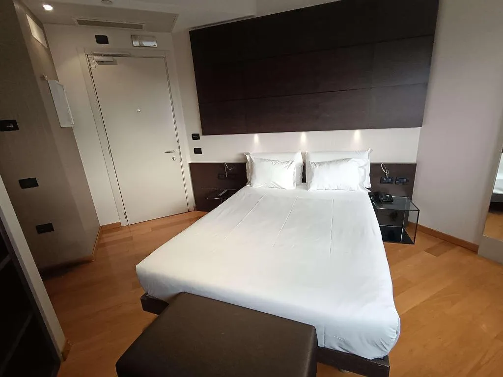 Room, Best Western Plus The Hub Hotel, Milan
