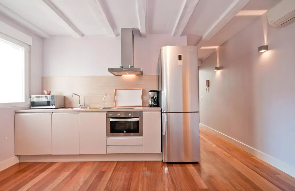 APARTMENT DUPLEX Room, Smartr Madrid Atocha, Madrid