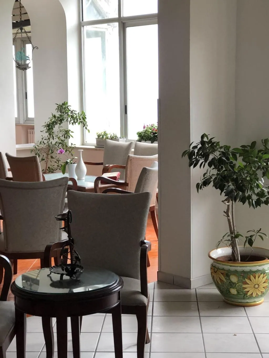 Lobby, Dania, Naples