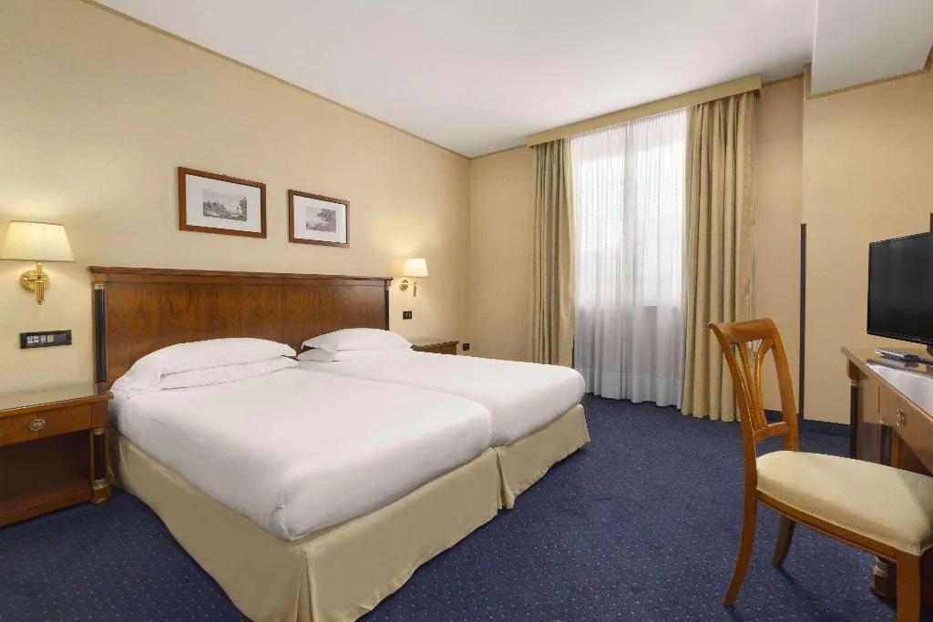 TWIN NON SMOKING Room, Ramada Naples, Naples