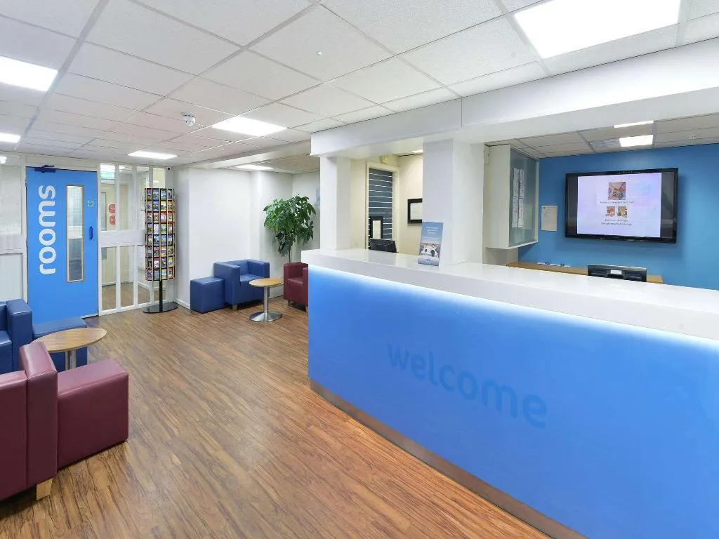 Lobby, Travelodge Phoenix Park, Dublin