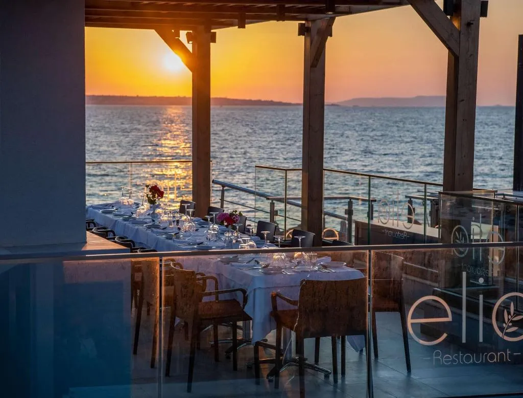 Restaurant, High Beach White, Crete
