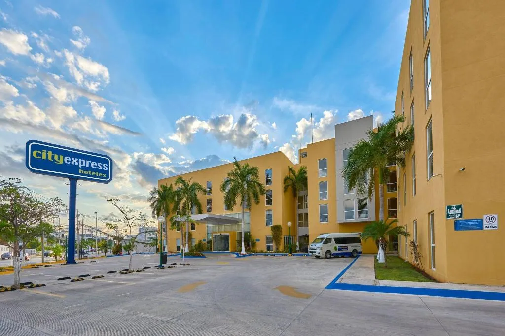General view, City Express by Marriott Campeche, Cancun Area
