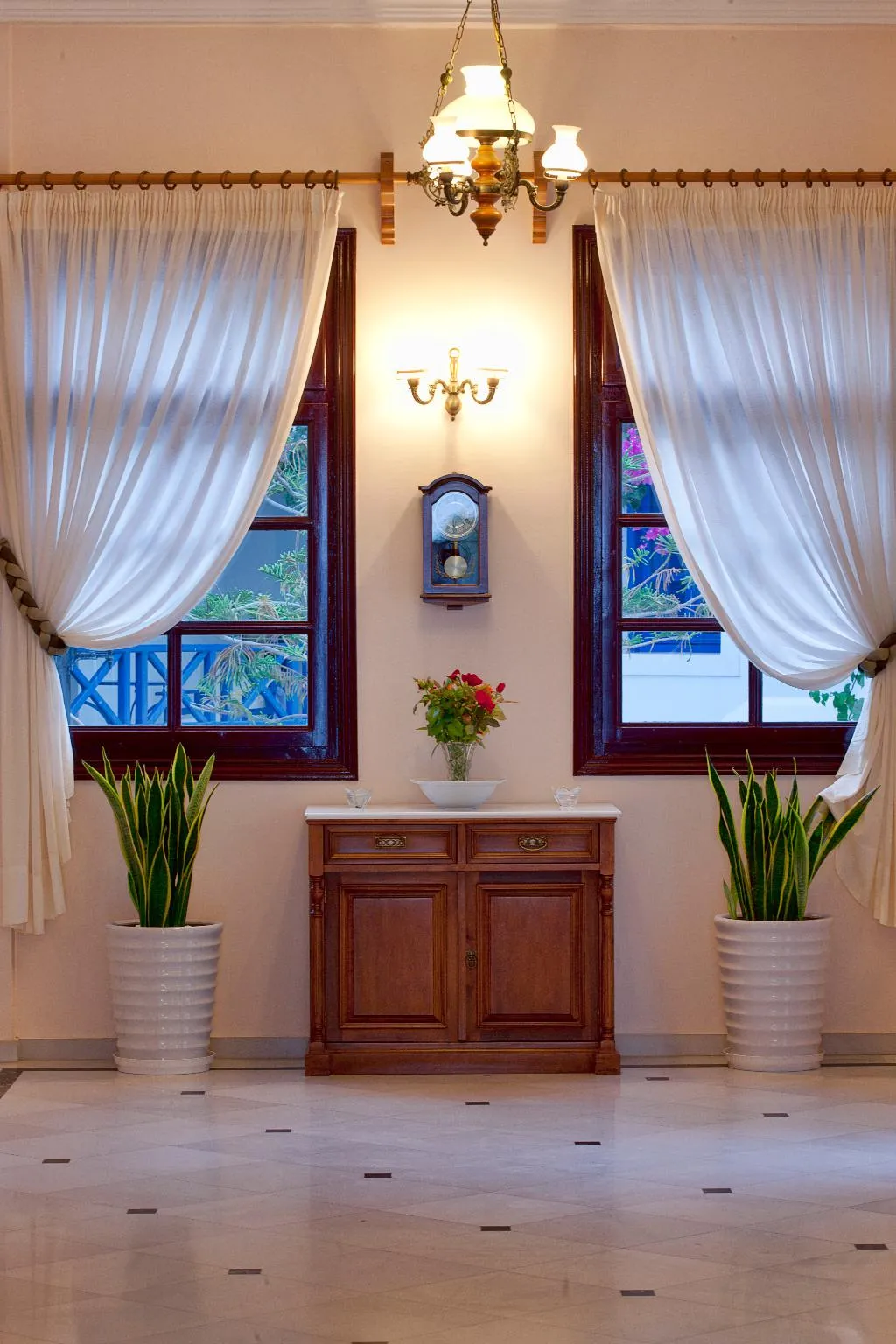 Lobby, Veggera Hotel, Santorini