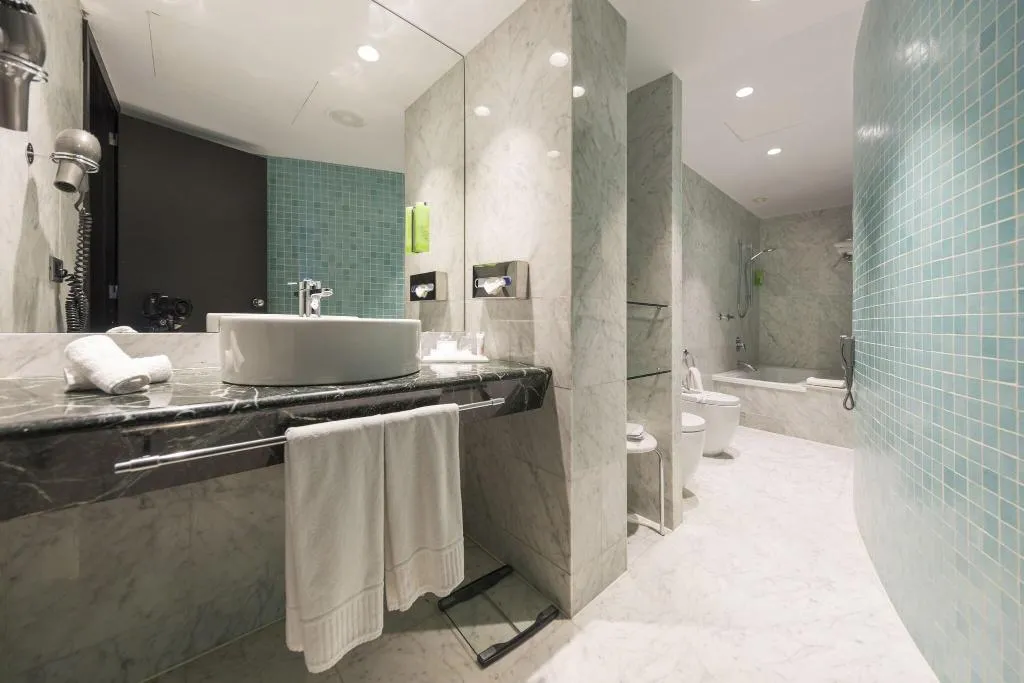DOUBLE KING SIZE BED Room, Gran Hotel Havana 4*Sup by Escampa Hotels, Barcelona