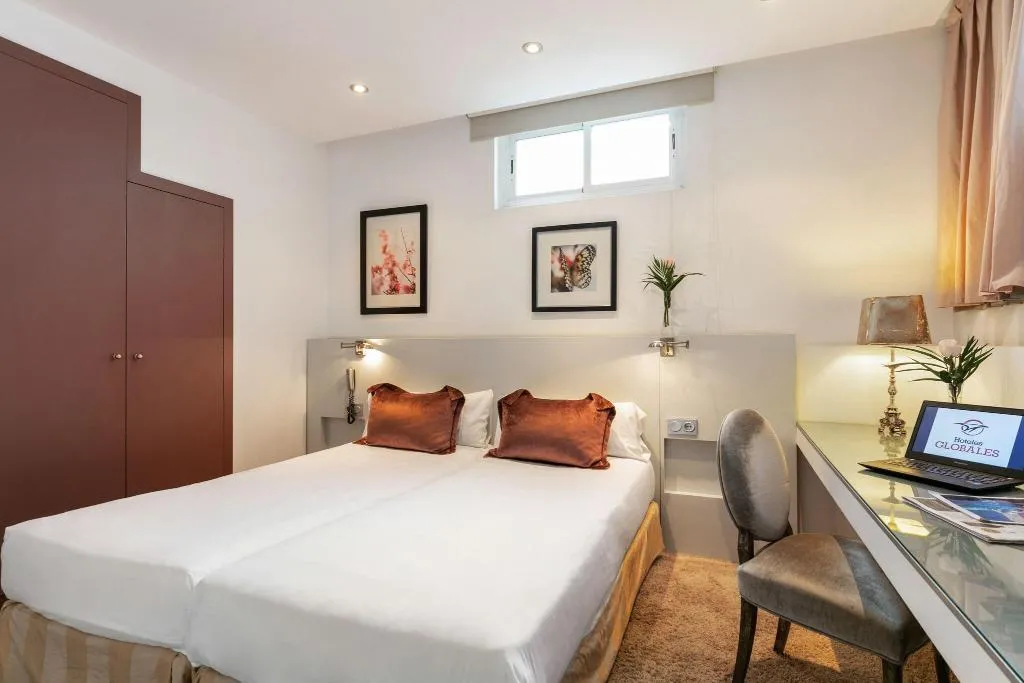 Room, Globales Acis & Galatea Hotel, Madrid