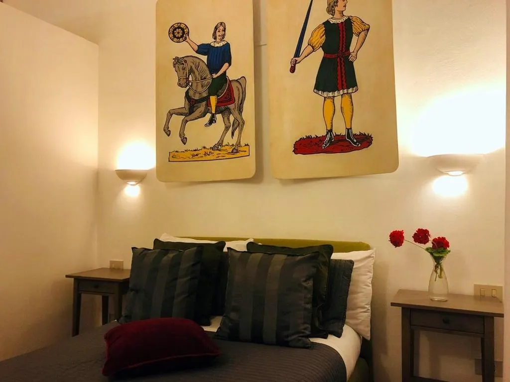 Room, Antichi Colori, Palermo