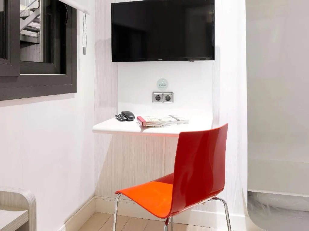 SINGLE STANDARD Room, Ibis Styles Madrid Prado, Madrid