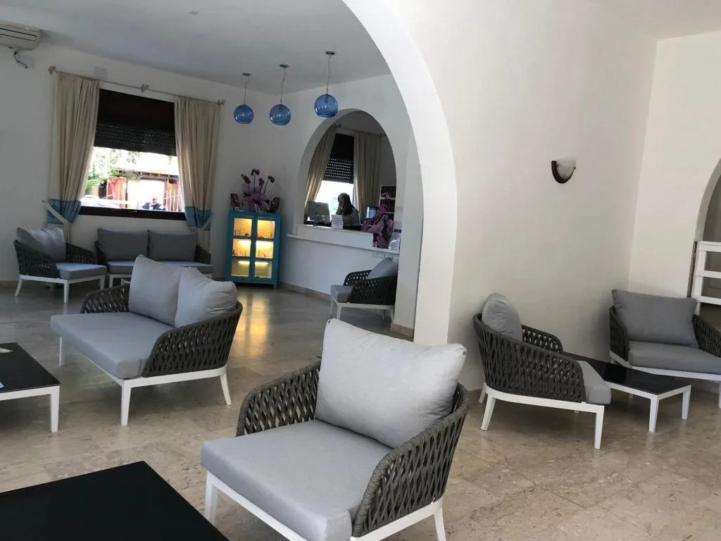 Lobby, Riviera, Alghero