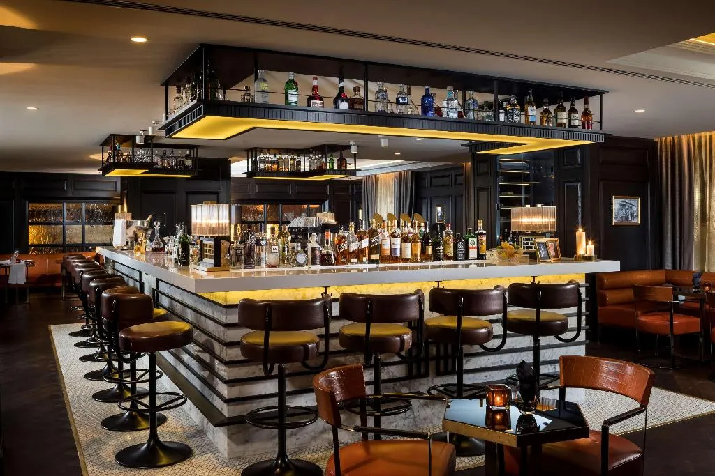 Bar, Hilton Vienna Plaza, Vienna