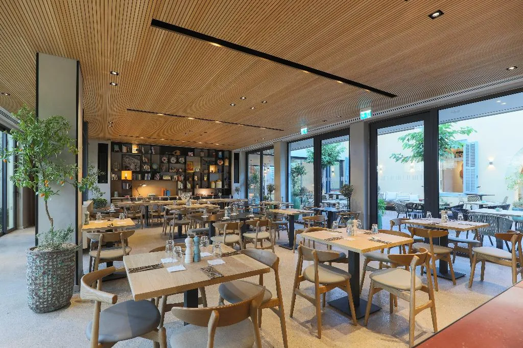 Restaurant, Hotel Indigo Larnaca - Adults Only, Cyprus