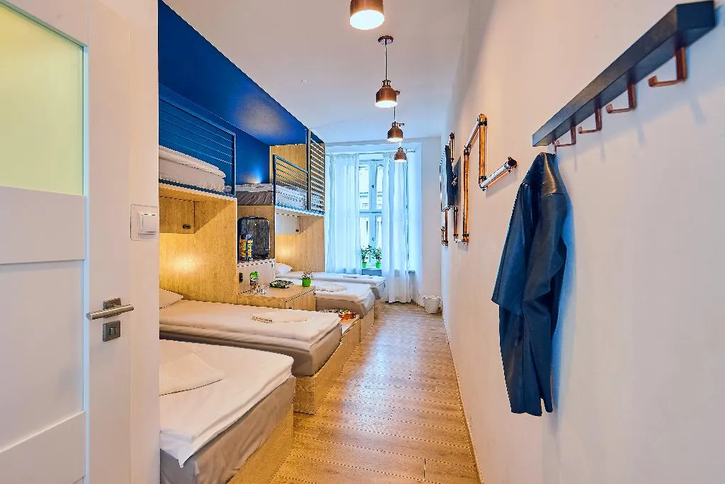 FAMILY ROOM STANDARD Room, Draggo House- Hostel, Krakow