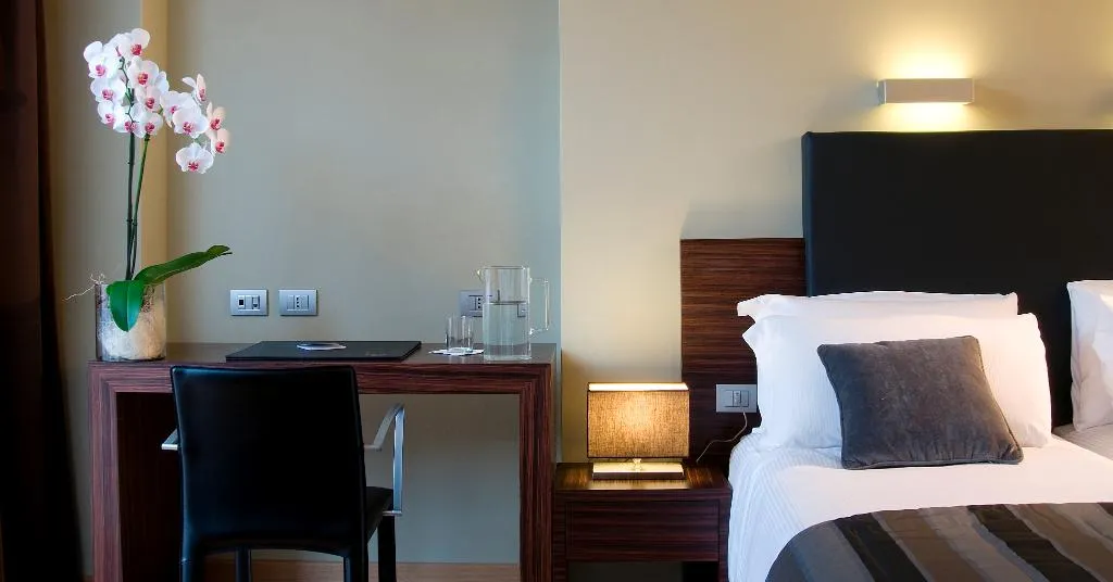 SINGLE STANDARD Room, Trevi Collection, Rome