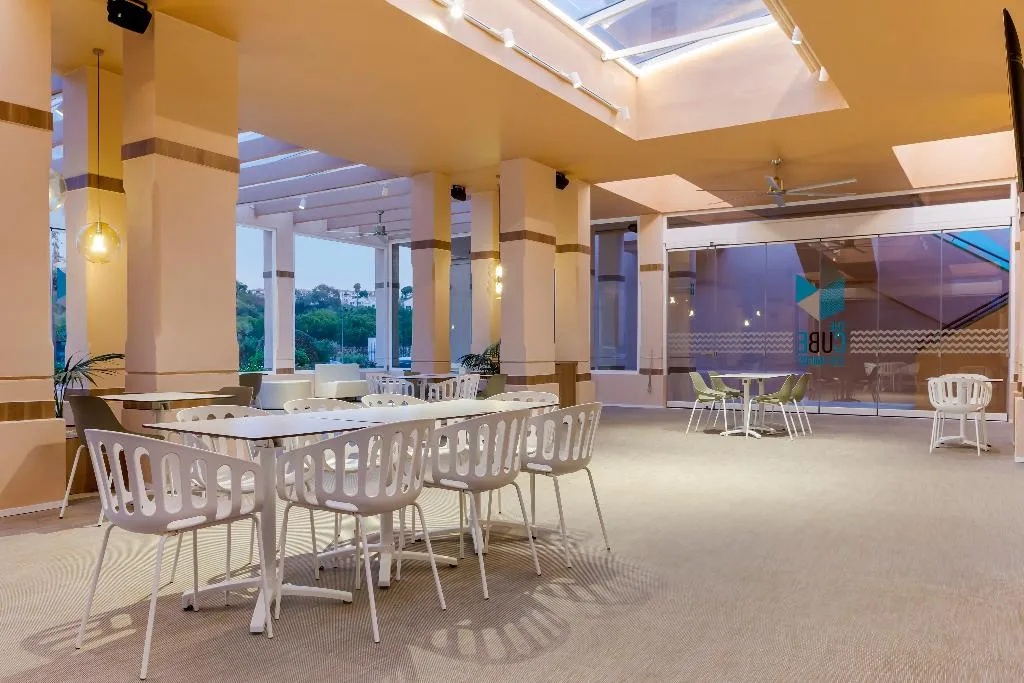 Conferences, Los Amigos Beach Club, Costa Del Sol