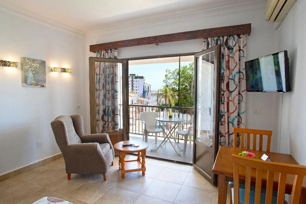 STUDIO CAPACITY 2 Room, La Baranda, Costa Del Sol