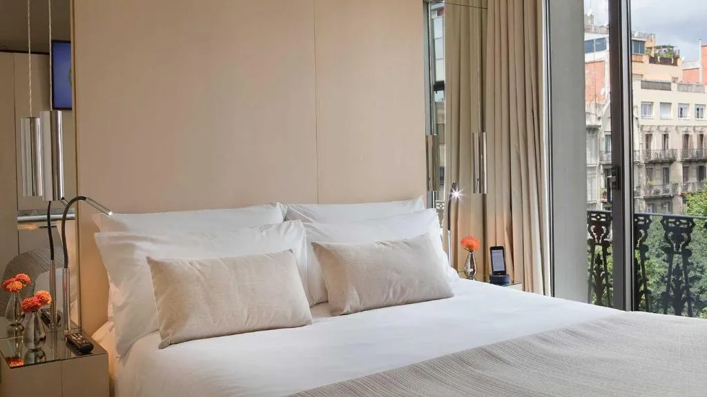 DOUBLE SINGLE USE DELUXE Room, Cram, Barcelona