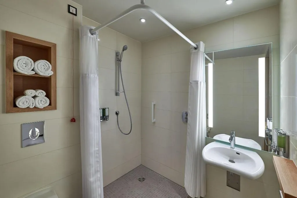 Room, Hampton by Hilton Berlin City Alexanderplatz, Berlin