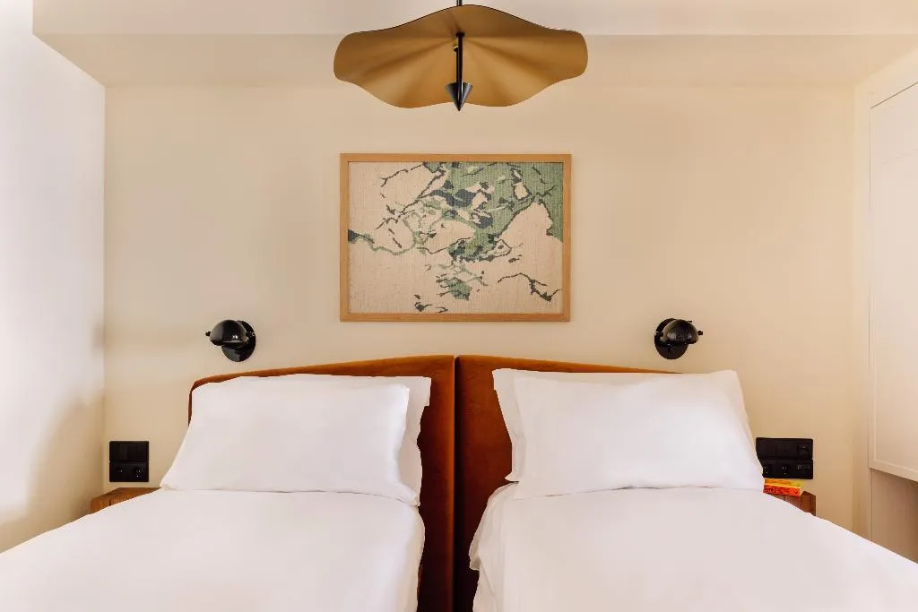 STUDIO TWO BEDS Room, Locke De Santa Joana, Lisbon