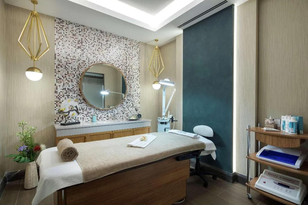 Sports and Entertainment, Doubletree Hilton Antalya City Centre, Antalya