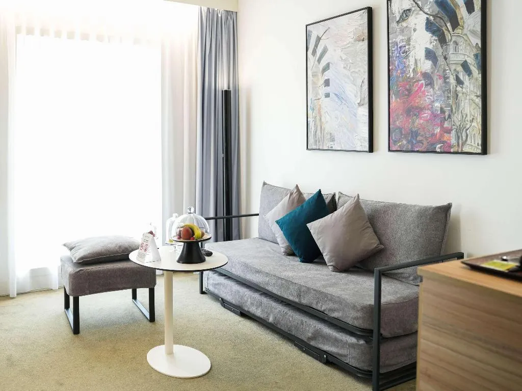 JUNIOR SUITE WITH DOUBLE BED Room, Novotel Tunis Lac, Tunisia
