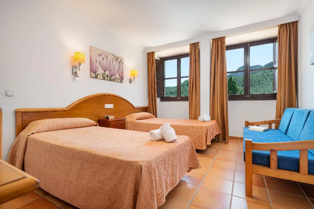 STUDIO STANDARD Room, Santuario de Lluc, Majorca