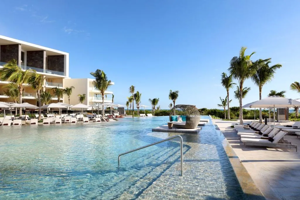Pool, TRS Coral Hotel – Adults Only All Inclusive, Cancun Area