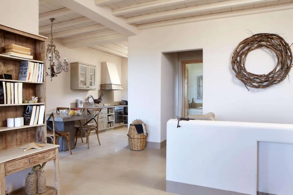Room, Diles & Rinies, Mykonos