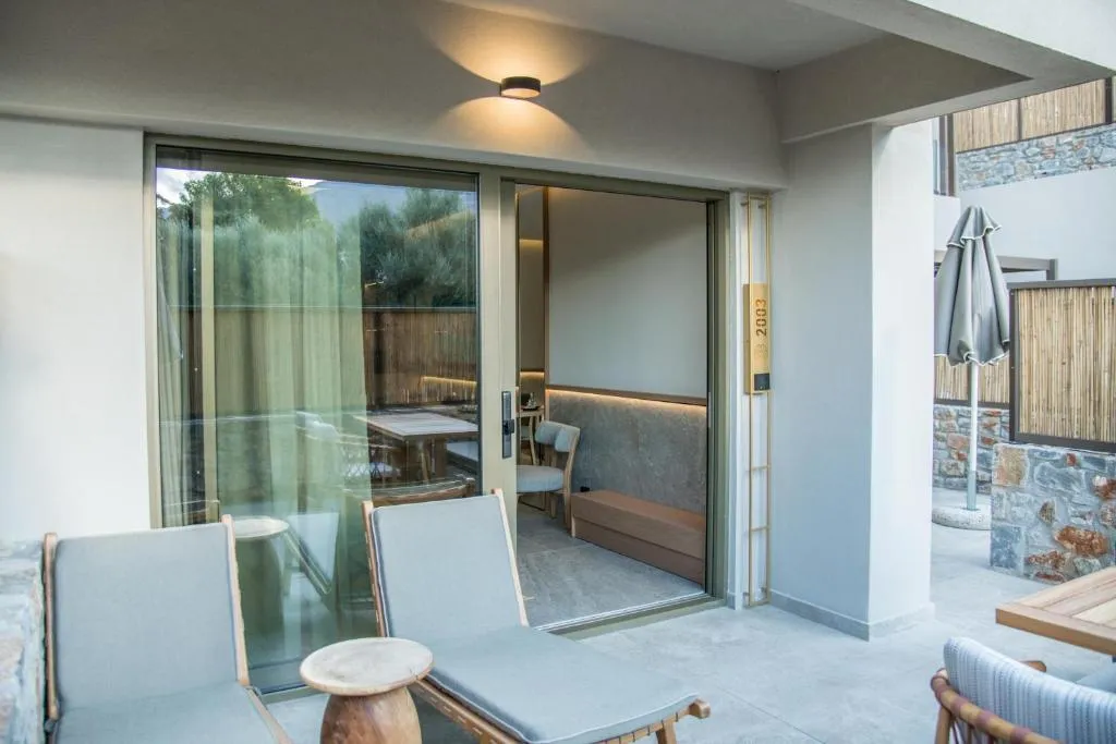 JUNIOR SUITE GARDEN VIEW Room, King Minos Retreat Resort and Spa, Crete