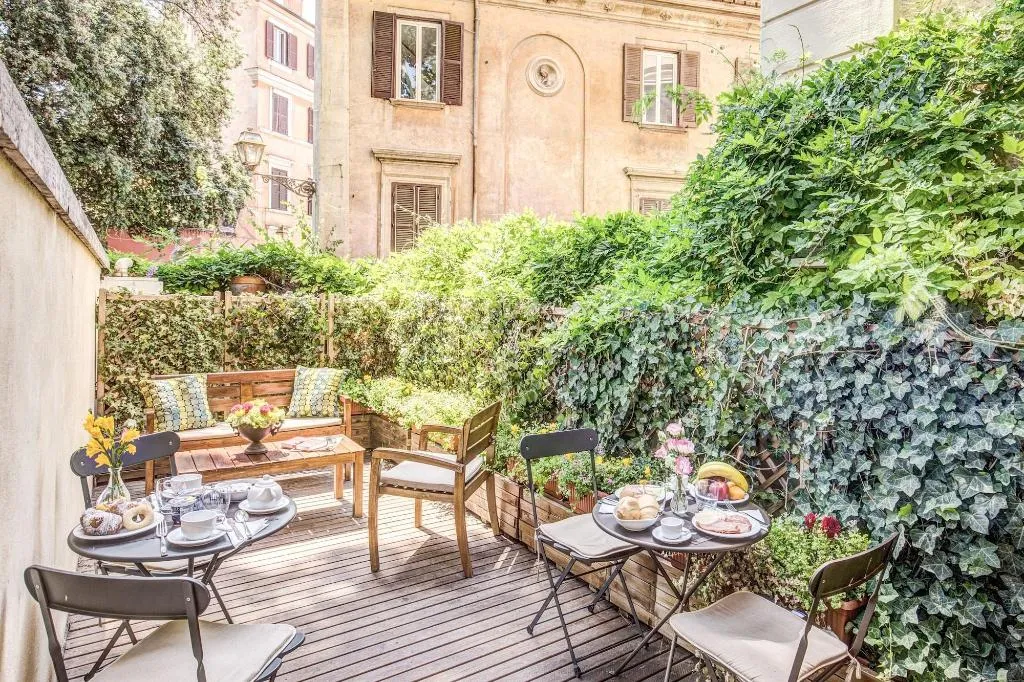 Terrace, Tree Charme Trilussa, Rome