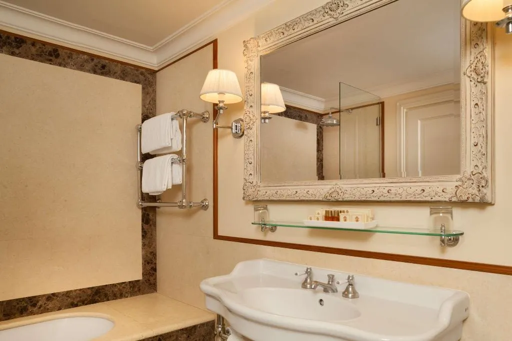 Room, Executive, Florence