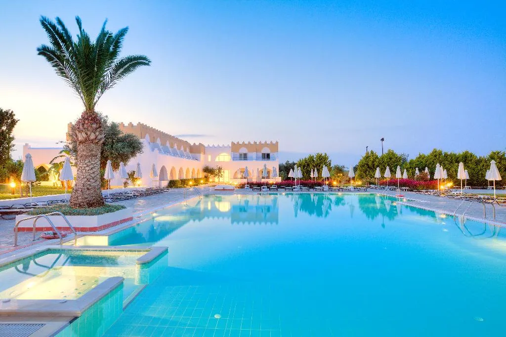 Pool, Platanista, Kos