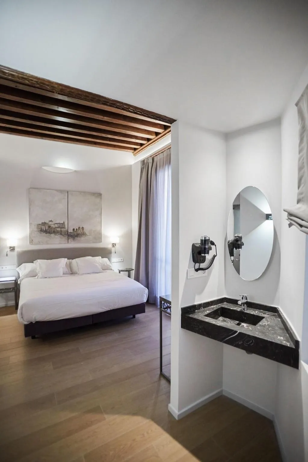 Room, Hospedium Posada De La Silleria, Madrid