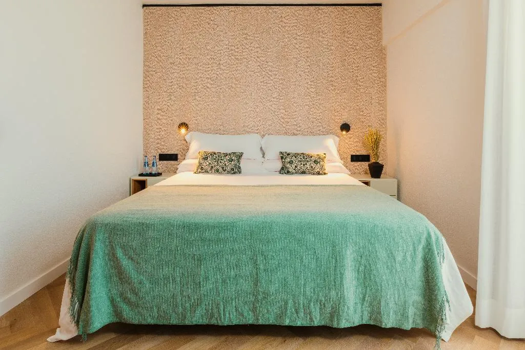 Room, Paya Suites, Ibiza