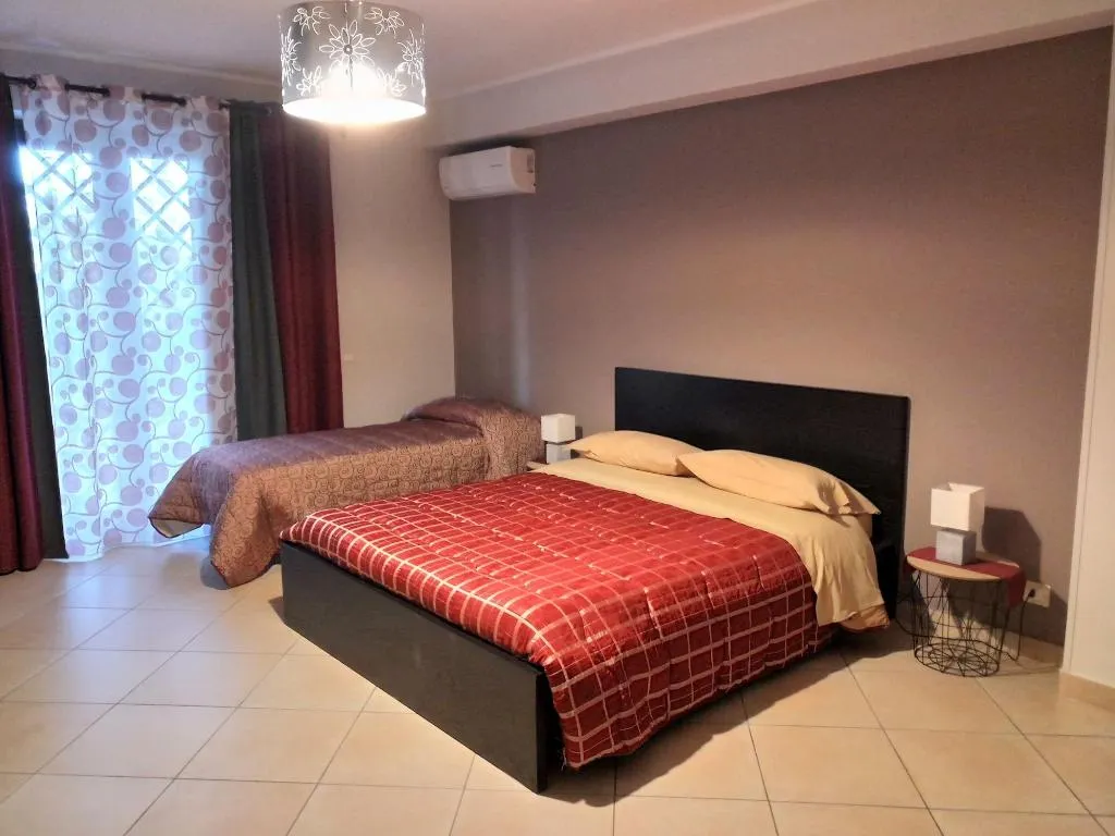 Room, Villa Feluchia, Palermo