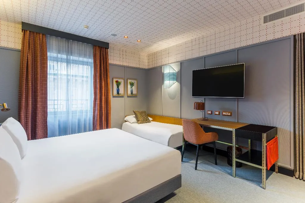 TRIPLE STANDARD Room, Room Mate Collection Giulia, Milan, Milan