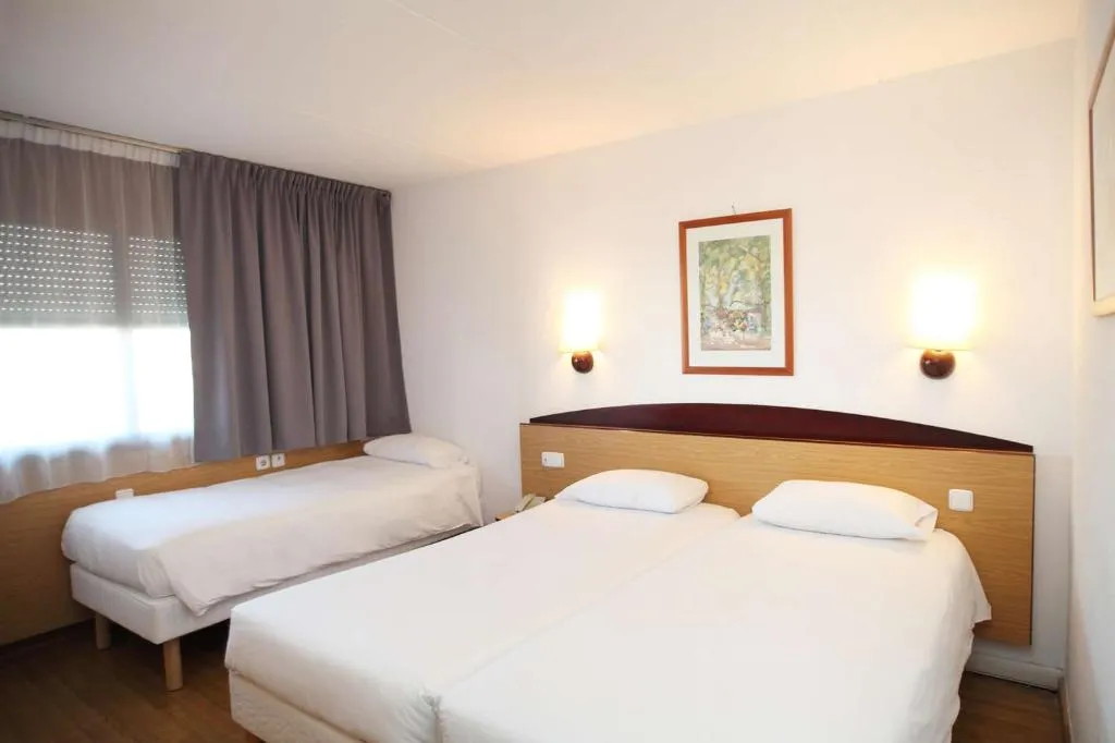 Double or Twin CAPACITY 3 Room, Travelodge Barcelona del Vallès, Barcelona