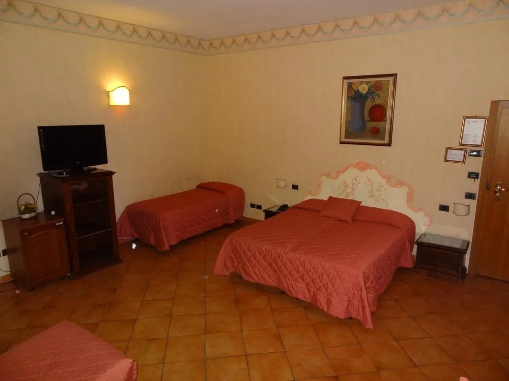 QUADRUPLE STANDARD Room, Galileo, Florence