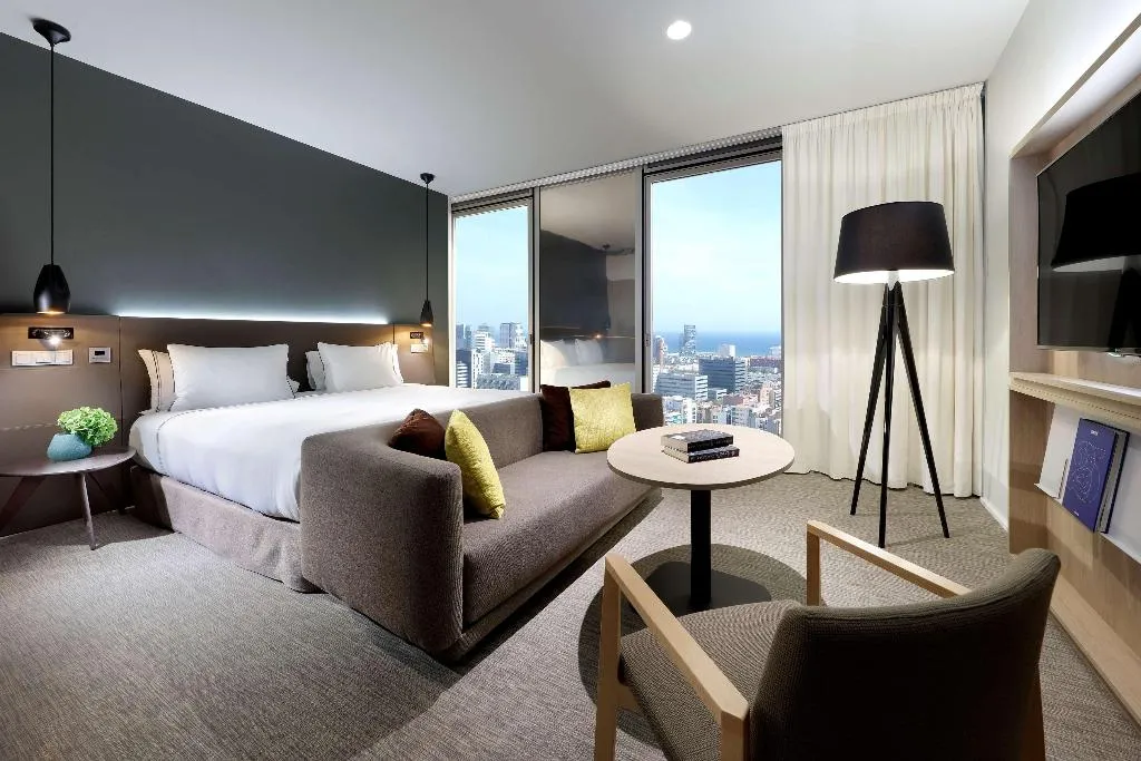 SUITE SEA VIEW Room, Melia Barcelona Sky, Barcelona
