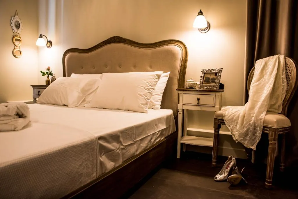 JUNIOR SUITE STANDARD Room, Kyria Boutique House, Athens