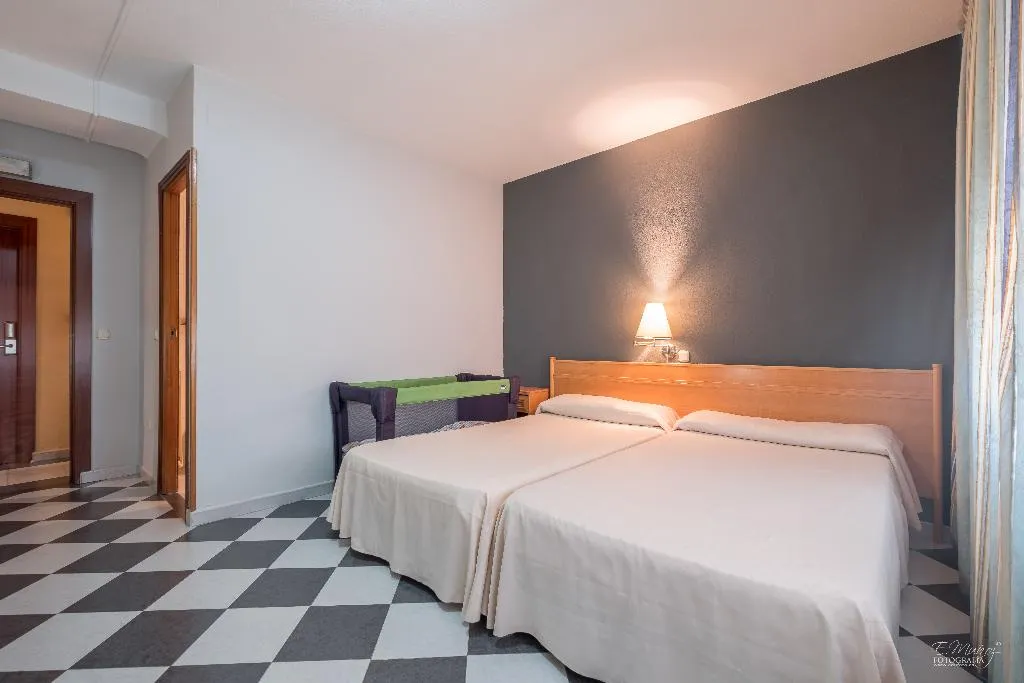 DOUBLE STANDARD Room, Hotel Vivar, Madrid