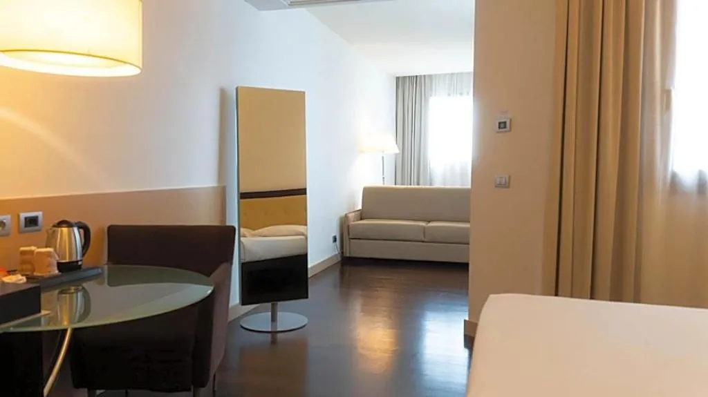 Double or Twin EXECUTIVE Room, Cruise, Milan